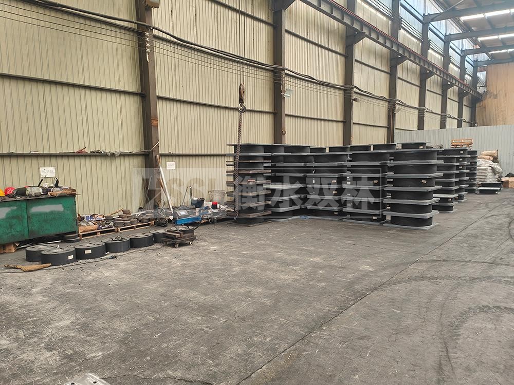 建筑鉛芯橡膠防震支座定制生產廠家 LNR1100橡膠支座 橡膠隔震支座哪家好