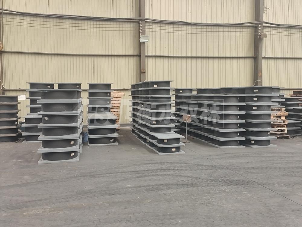 建筑高阻尼疊層橡膠隔震支座生產(chǎn)廠家 建筑減震隔震支座多少錢 建筑減隔震支座廠商生產(chǎn)廠家