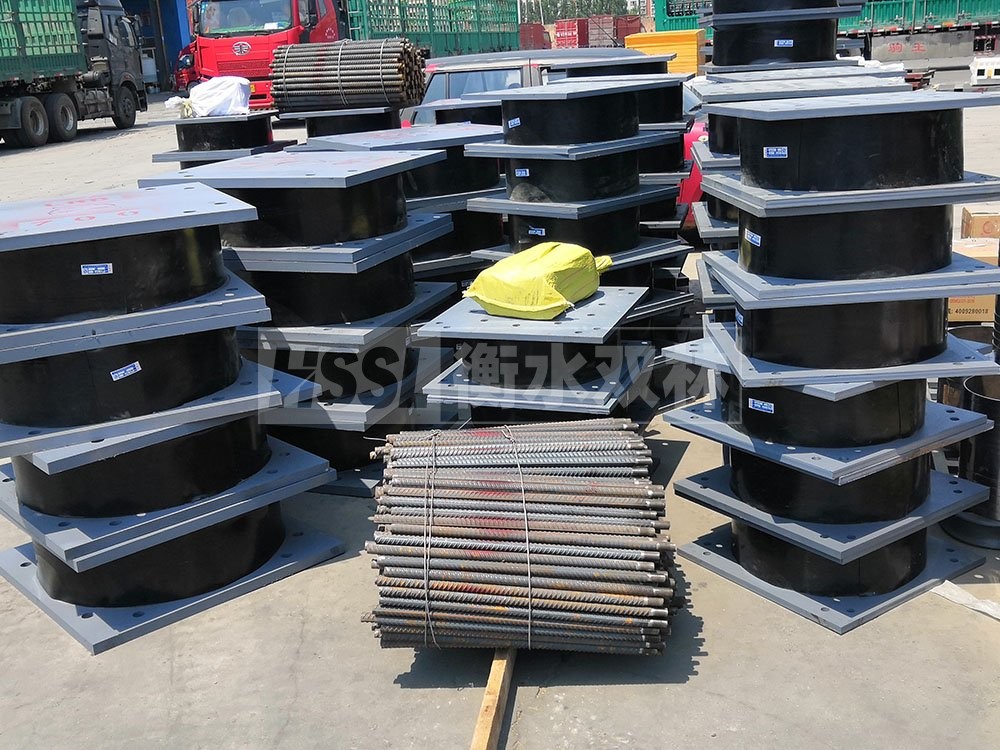 建筑鉛芯橡膠隔震支座裝置廠家 LRB500橡膠隔震支座什么價格 網架隔震支座