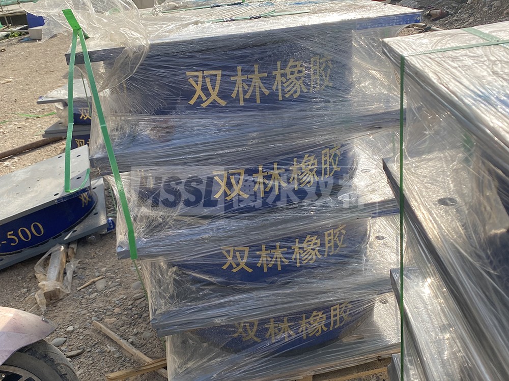 鉛芯橡膠抗震支座商家 建筑高阻尼支座生產廠家 減隔震摩擦擺支座
