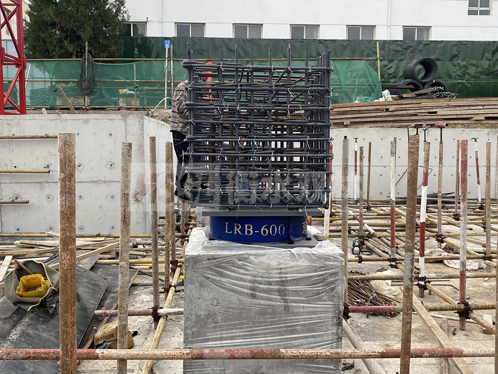 隔震支座LRB1200生產(chǎn)廠家 LNR900天然橡膠支座多少錢 建筑固定型抗震支座